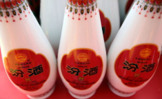 山西汾酒股票,600809，最新价215.70，探析涨跌背后的市场动态