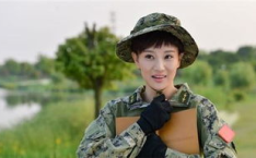 辣妹保镖电影,激情碰撞，正义与爱情的较量